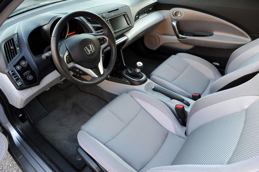  Honda CR-Z 2011 года  (фото 22 из 111)